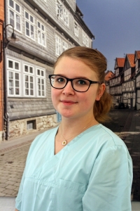 Laura Latham | Zahnarzt Wolfenbüttel
